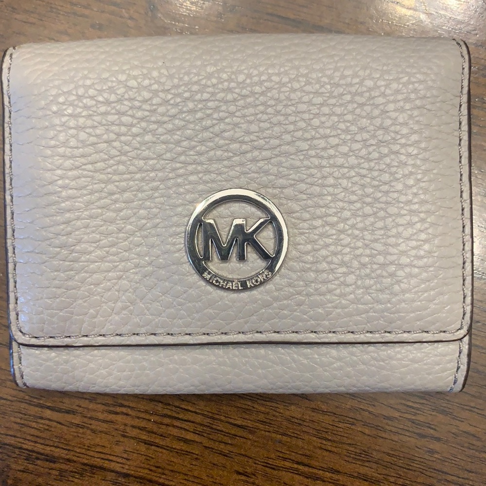 Michael Kors compact card case